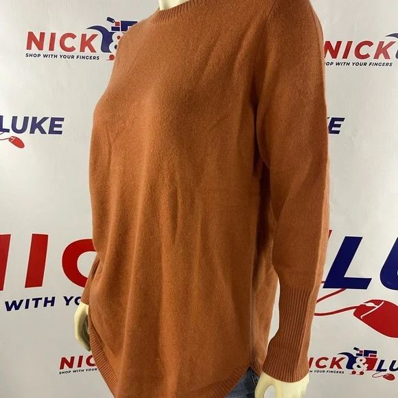 Luxurious Naadam Soft Collection Cinnamon Crewneck - Picture 5 of 5